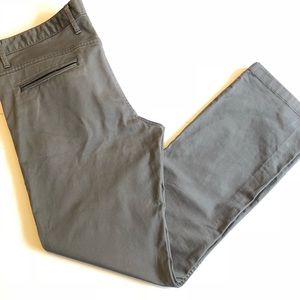 Zara Men’s Grey Khakis.